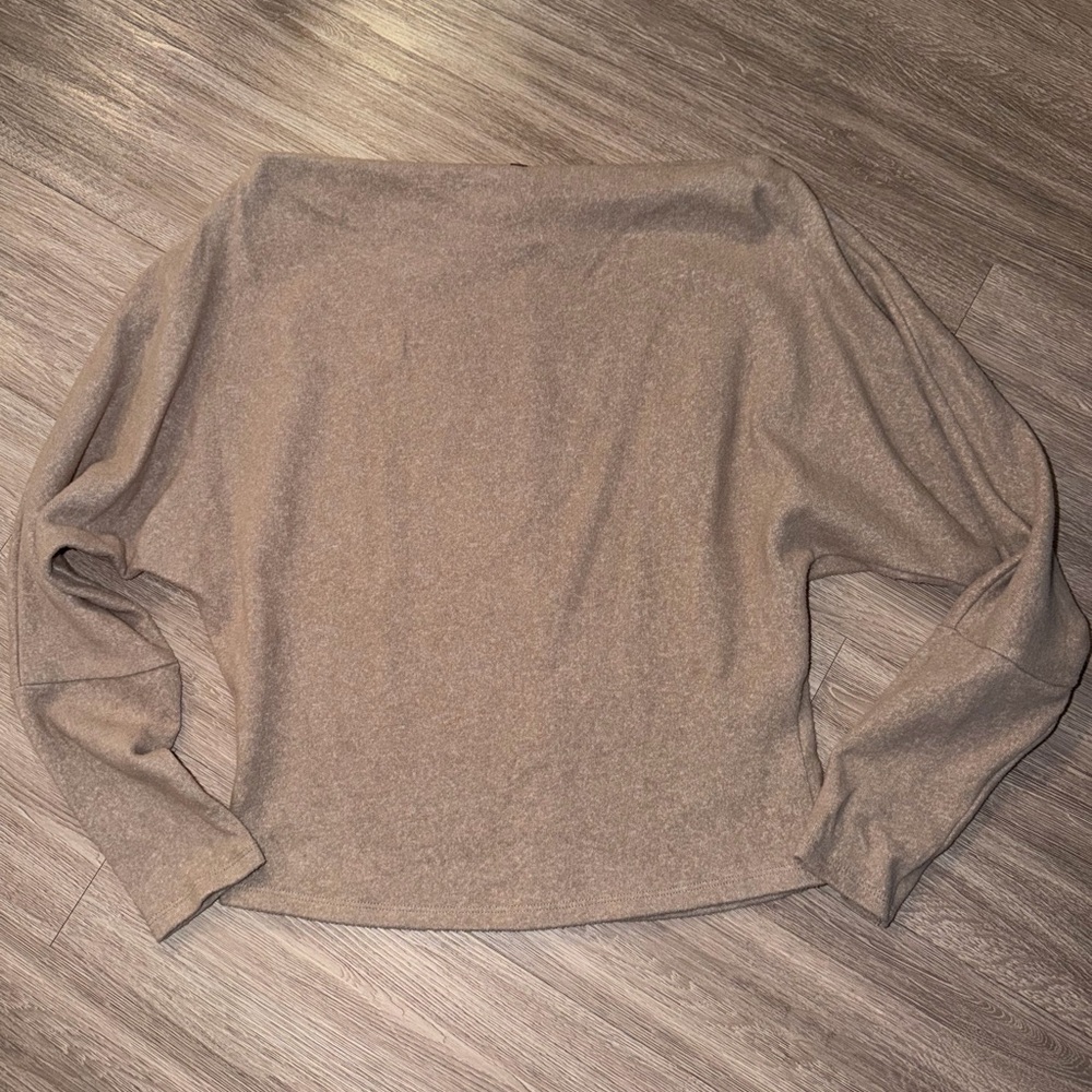 Women's Tan Sweater